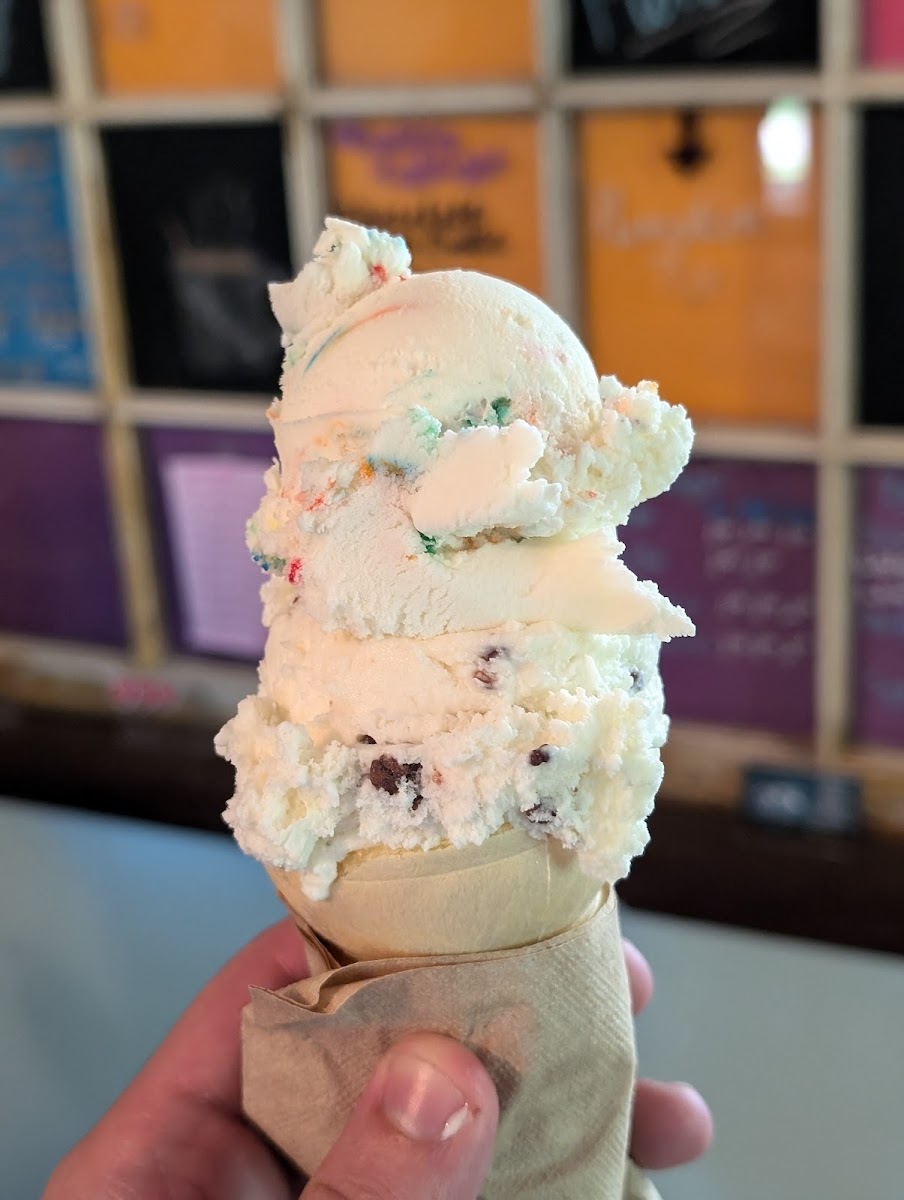 Twin Peaks Ice Cream Llc Photos 2